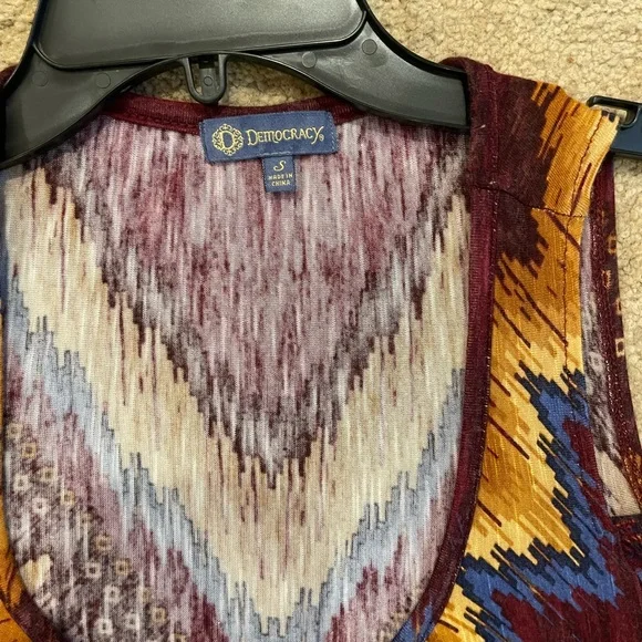 Democracy southwestern Abstract Cold Shoulder Top - Picture 7 of 10